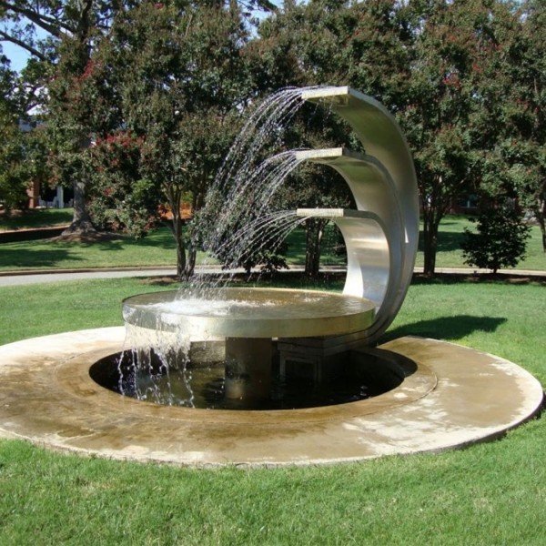 مواد وتصميمات النوافير